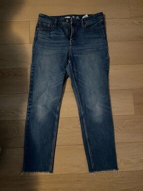 Old Navy Straight-Leg Dark Blue Jeans